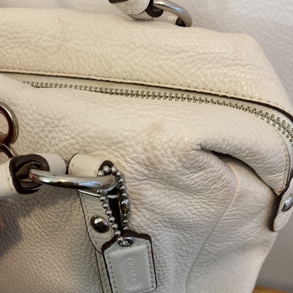 COACH Small Julia White Pebbled Leather 4C Logo Satchel - Picture 5 of 9